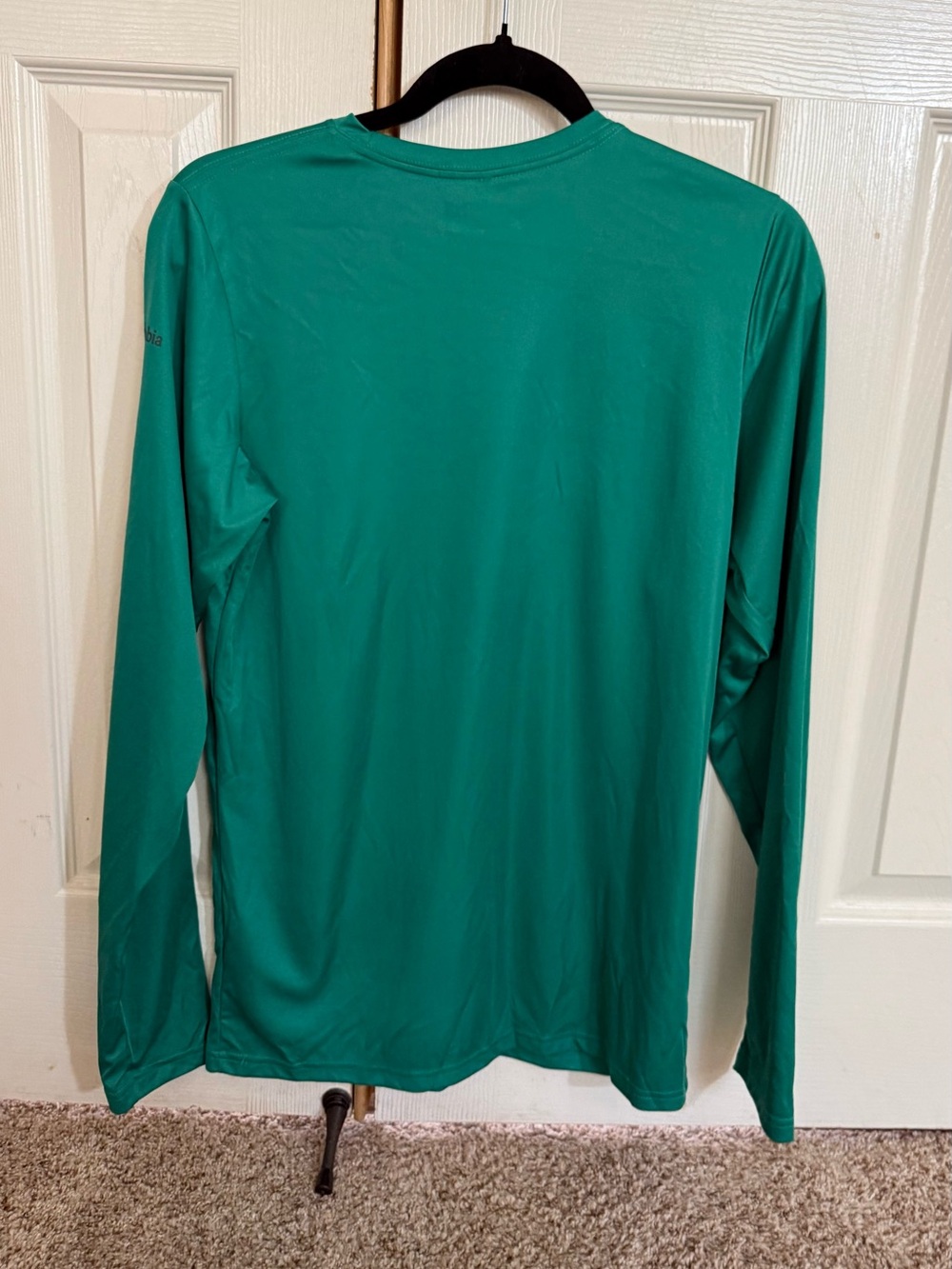 Columbia Youth XL 18/20 Buffalo Graphic Long Sleeve Performance Shirt - Picture 3 of 3